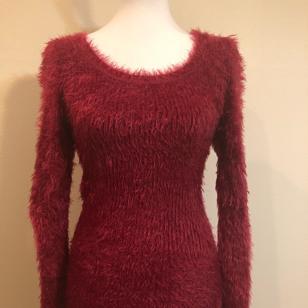 NWOT 4SI3NNA Fuzzy Red Long Sleeve Sweater Dress - Picture 5 of 14
